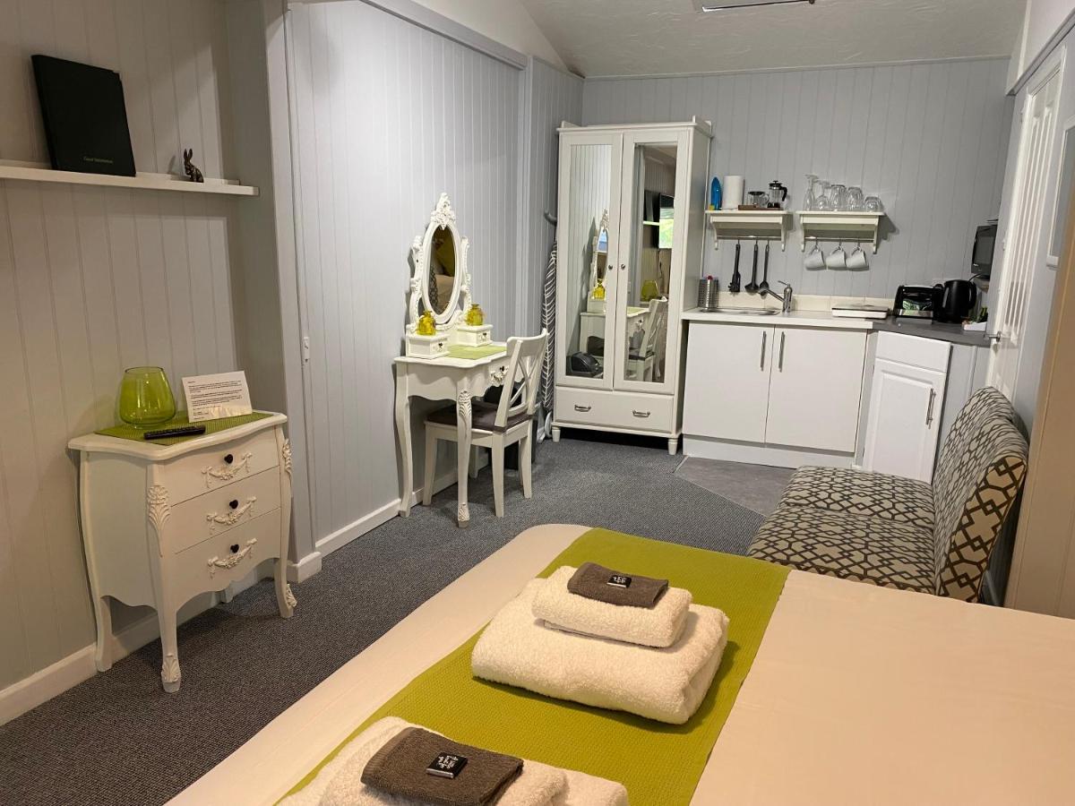 Petherton Cottage Studios Рингвуд Екстер'єр фото